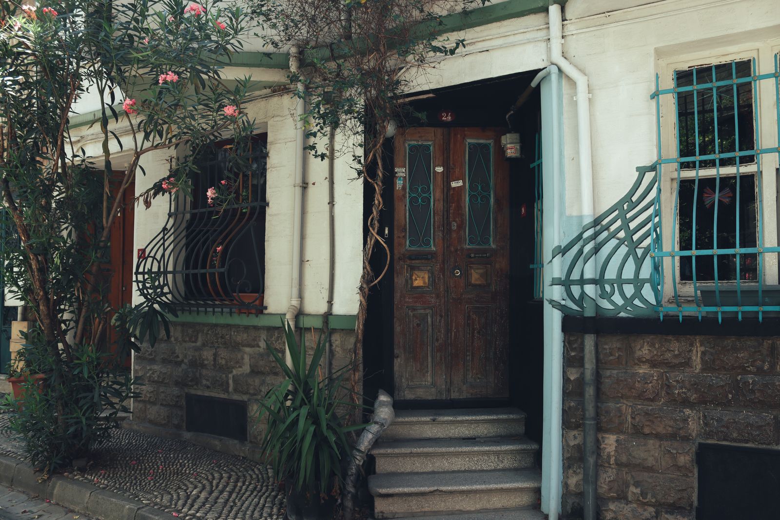 Front of 512 Rutledge Avenue, Cannonborough-Elliottborough